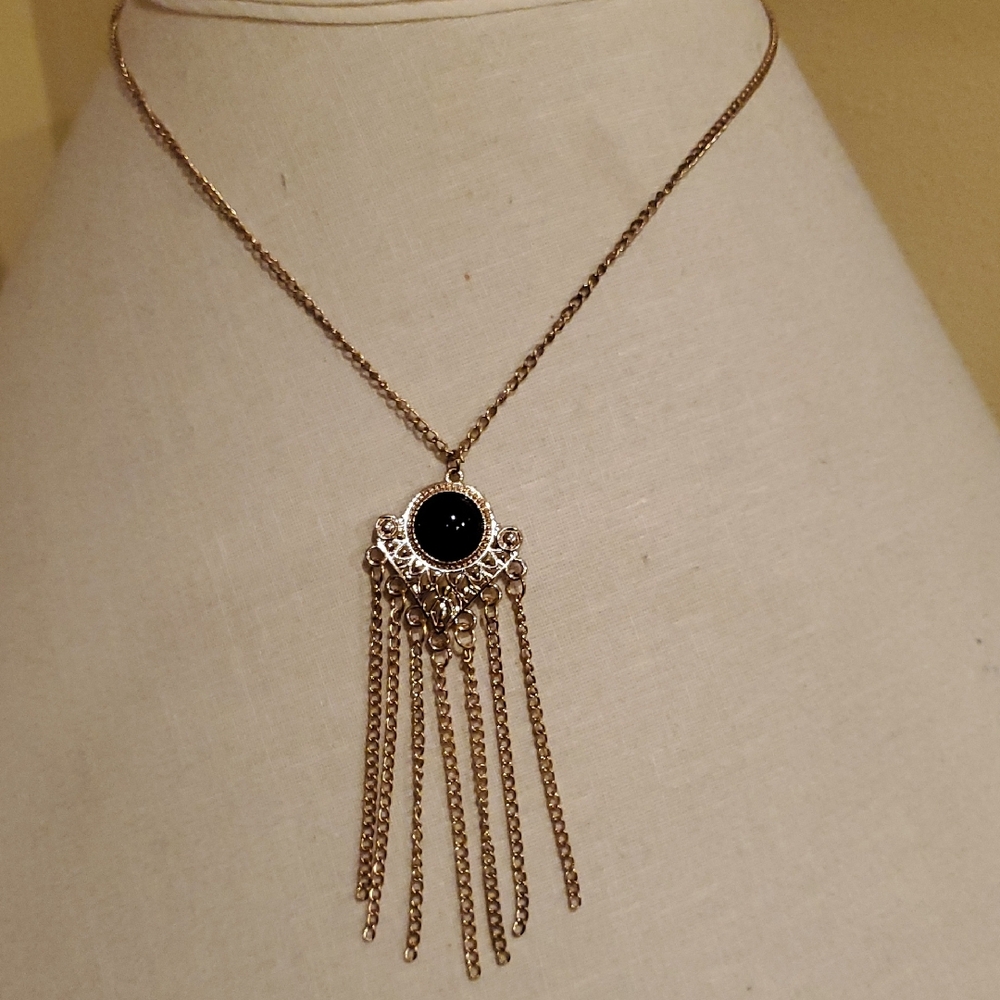 Elegant Black and Gold Pendant Necklace. Chain Is 12 Inch